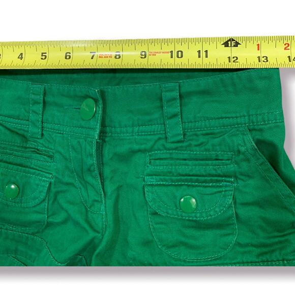 H&M Divided Green Shorts Size 2 - Picture 2 of 4
